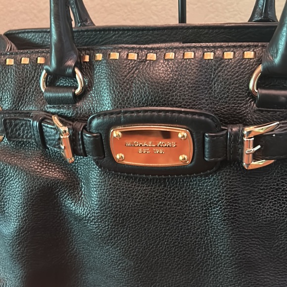 Michael Michael Kors Hamilton Whipstitched Black Pebbled Leather EW Tote - Picture 3 of 15